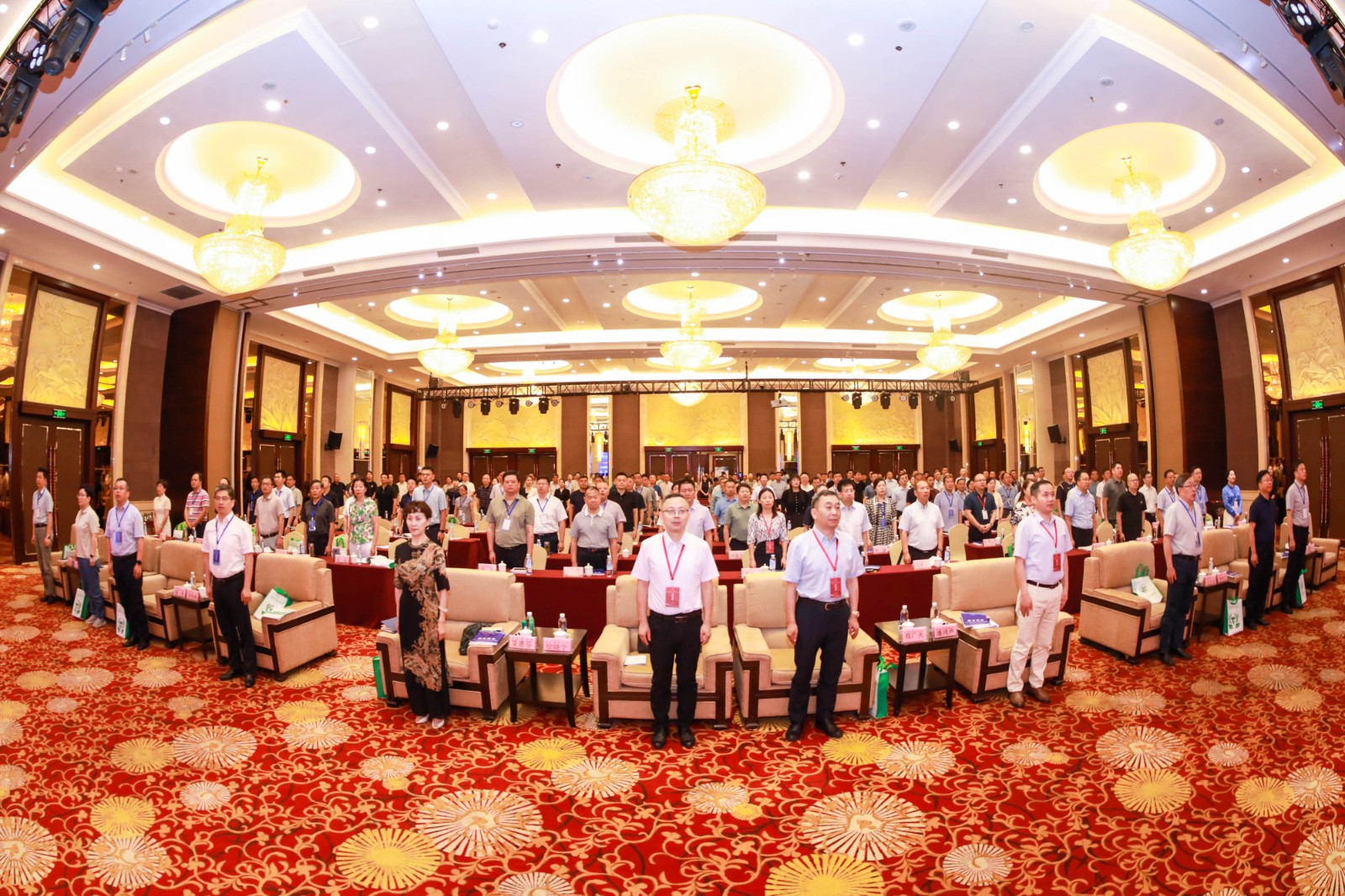 起立奏國歌環(huán)節(jié).jpeg 起立奏國歌環(huán)節(jié).jpeg